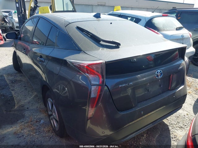 Toyota Prius Two 2017 JTDKBRFU1H3057528 Image 3