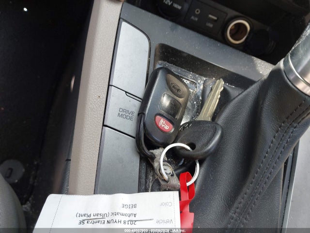 Hyundai ELANTRA SE 2018 KMHD74LF8JU599983 Image 11