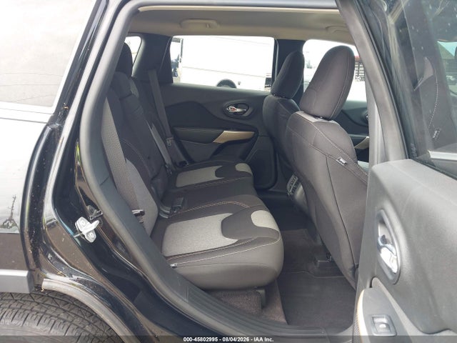 1C4PJLCX6JD595131 Jeep Cherokee Latitude Fwd