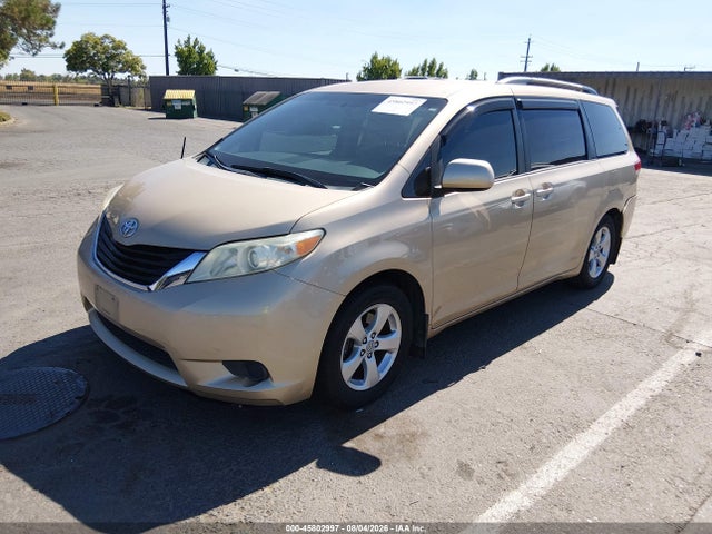 Aukcja sprzedaży 2011 Toyota Sienna Le V6, vin: 5TDKK3DC2BS134842, numer aukcji: 45802997