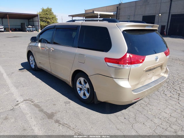 Aukcja sprzedaży 2011 Toyota Sienna Le V6, vin: 5TDKK3DC2BS134842, numer aukcji: 45802997