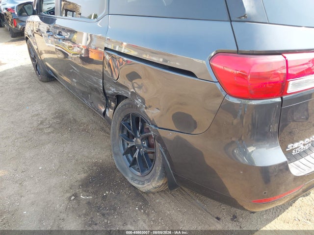 KIA SEDONA LX 2018 KNDMB5C12J6399537 Image 17