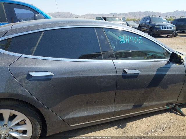 Tesla MODEL S 2018 5YJSA1E21JF269455 Image 12