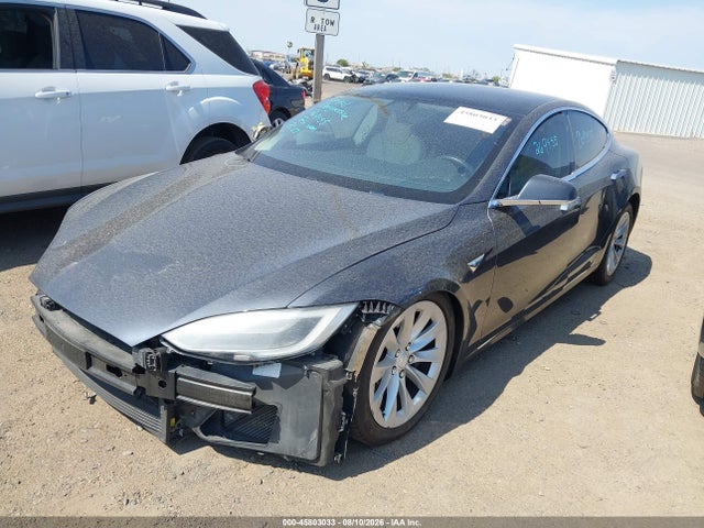 Tesla MODEL S 2018 5YJSA1E21JF269455 Image 2
