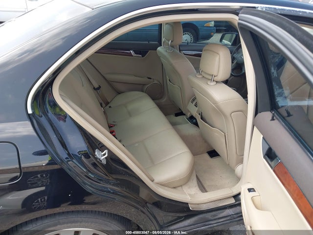 Aukcja sprzedaży 2011 Mercedes-benz C 300 Luxury/sport, vin: WDDGF5EB1BR140101, numer aukcji: 45803047