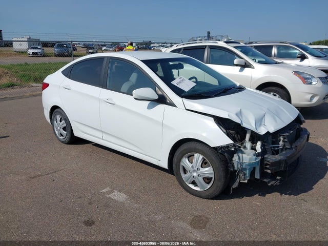 2015 Hyundai Accent Gls მანქანა იყიდება აუქციონზე, vin: KMHCT4AE8FU908053, აუქციონის ნომერი: 45803055