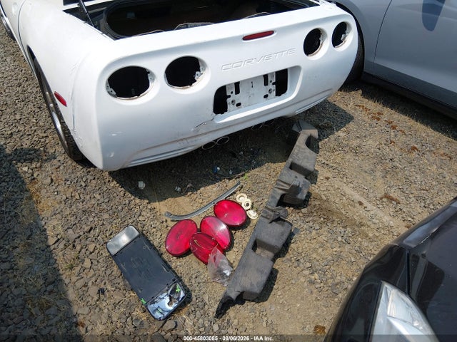2004 Chevrolet Corvette მანქანა იყიდება აუქციონზე, vin: 1G1YY32GX45107744, აუქციონის ნომერი: 45803085