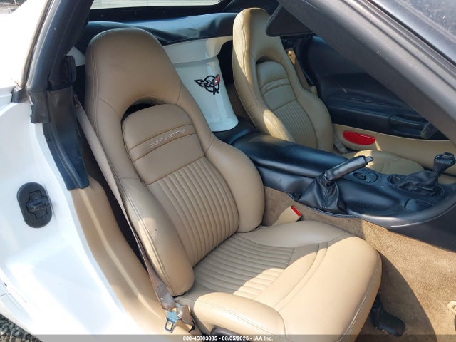 2004 Chevrolet Corvette მანქანა იყიდება აუქციონზე, vin: 1G1YY32GX45107744, აუქციონის ნომერი: 45803085