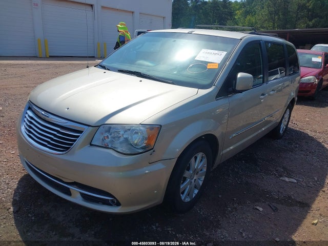 45803093 :رقم المزاد ، 2C4RC1BG8FR664513 vin ، 2015 Chrysler Town & Country Touring مزاد بيع