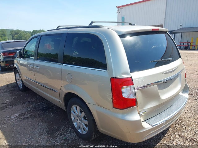 45803093 :رقم المزاد ، 2C4RC1BG8FR664513 vin ، 2015 Chrysler Town & Country Touring مزاد بيع