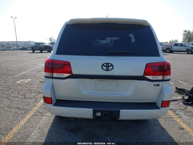 JTMCY7AJ5K4076959 Toyota Land Cruiser V8