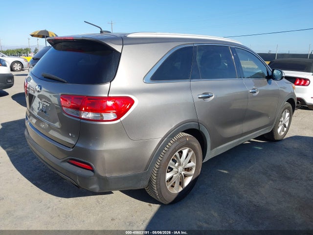5XYPG4A57HG218373 KIA Sorento 3.3l Lx