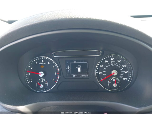 5XYPG4A57HG218373 KIA Sorento 3.3l Lx