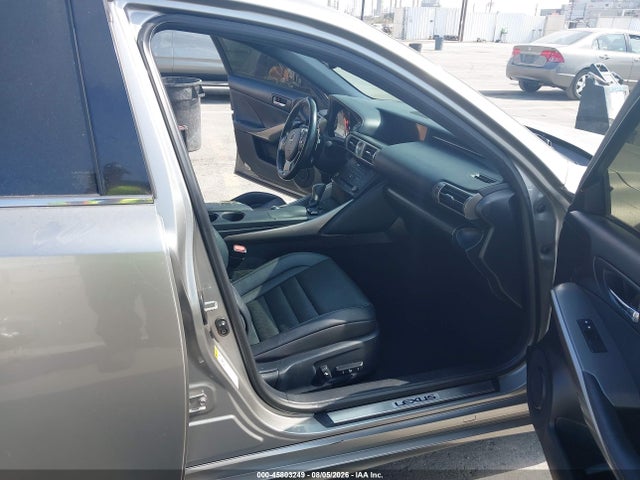 JTHBA1D29G5019102 Lexus IS 200T