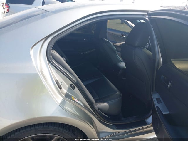JTHBA1D29G5019102 Lexus IS 200T