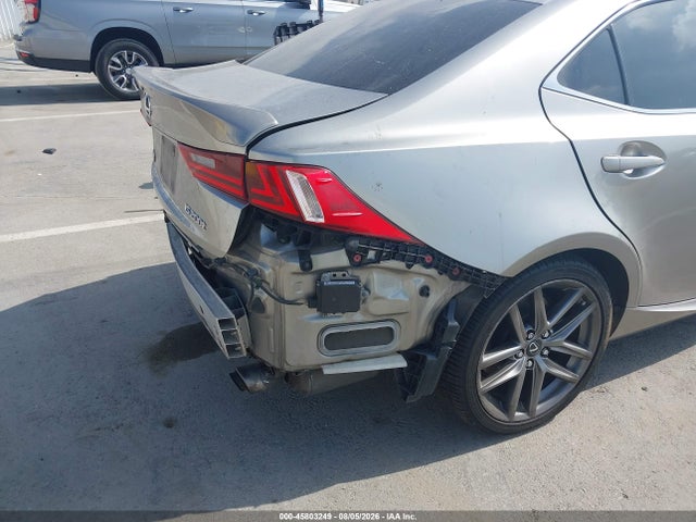 JTHBA1D29G5019102 Lexus IS 200T
