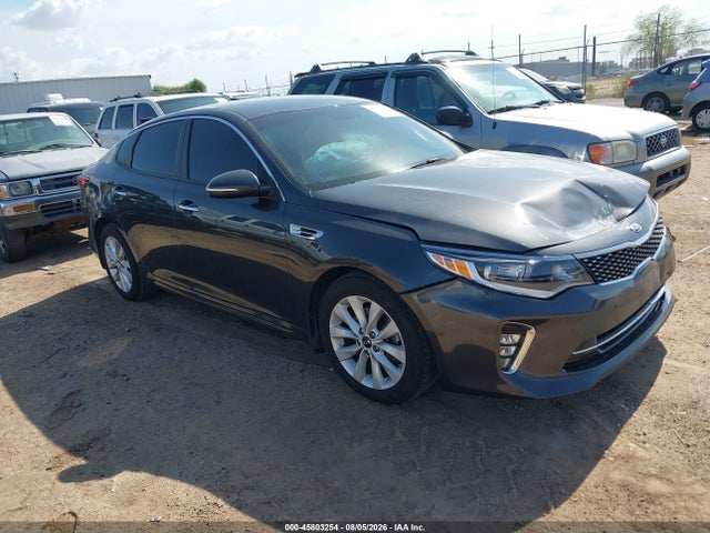 Продажа на аукционе авто 2018 Kia Optima S, vin: 5XXGT4L37JG187059, номер лота: 45803254