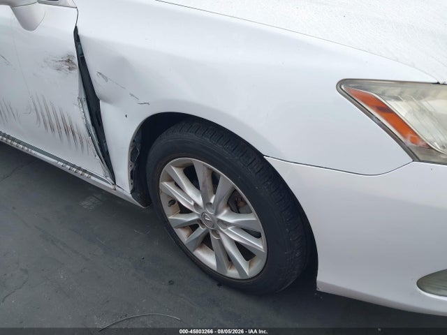 45803266 :رقم المزاد ، JTHBK1EG3B2469703 vin ، 2011 Lexus Es 350 مزاد بيع