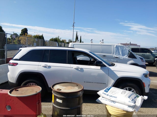 45803267 :رقم المزاد ، 1C4RJGAG3PC662866 vin ، 2023 Jeep Grand Cherokee Laredo 4x2 مزاد بيع