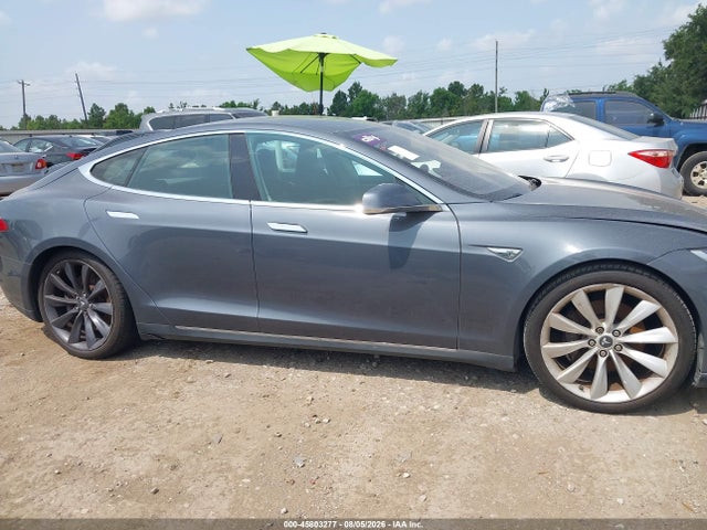 45803277 :رقم المزاد ، 5YJSA1DGXDFP19749 vin ، 2013 Tesla Model S مزاد بيع