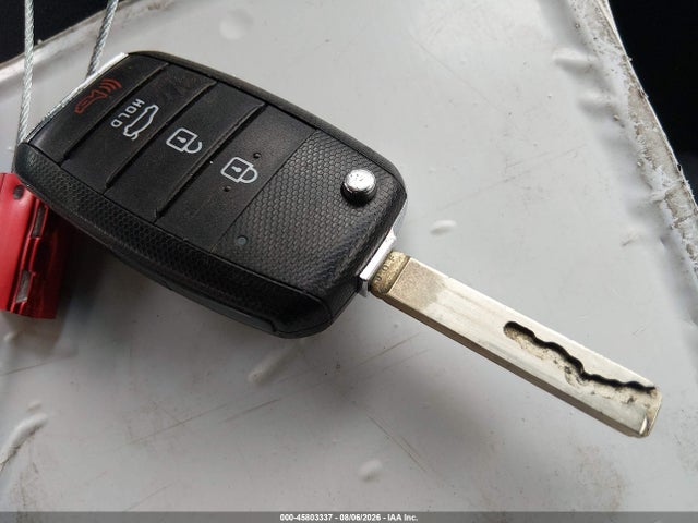 KIA Optima Lx 2016 5XXGT4L37GG027367 Image 11