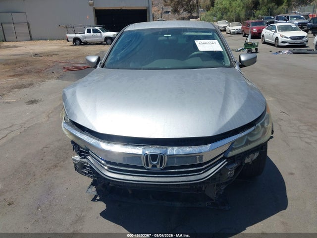 1HGCR2F3XGA202303 Honda ACCORD LX