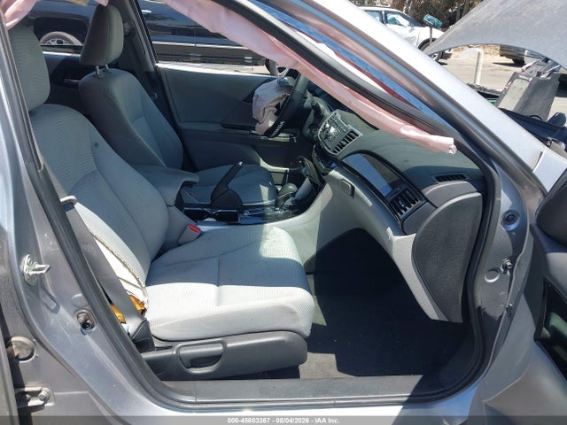 1HGCR2F3XGA202303 Honda ACCORD LX