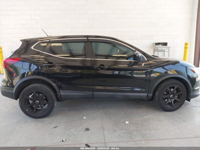 45803380 :رقم المزاد ، JN1BJ1CR4JW250302 vin ، 2018 Nissan Rogue Sport S مزاد بيع