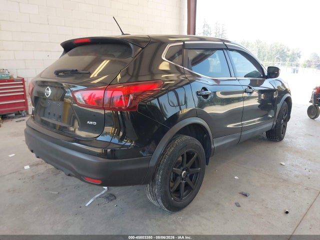 45803380 :رقم المزاد ، JN1BJ1CR4JW250302 vin ، 2018 Nissan Rogue Sport S مزاد بيع