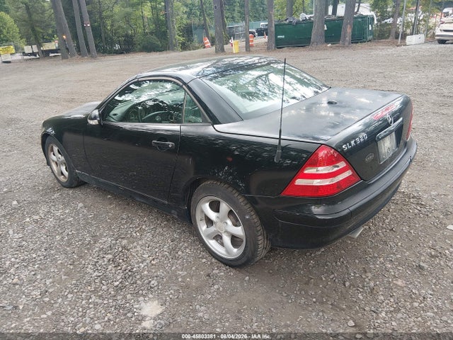 45803381 :رقم المزاد ، WDBKK65F04F303333 vin ، 2004 Mercedes-benz Slk 320 مزاد بيع