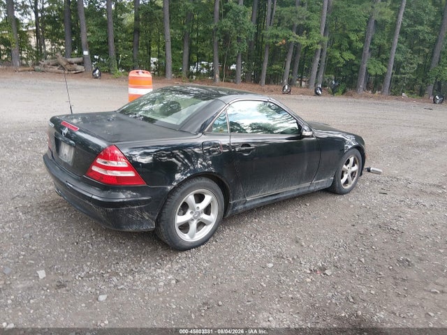 45803381 :رقم المزاد ، WDBKK65F04F303333 vin ، 2004 Mercedes-benz Slk 320 مزاد بيع