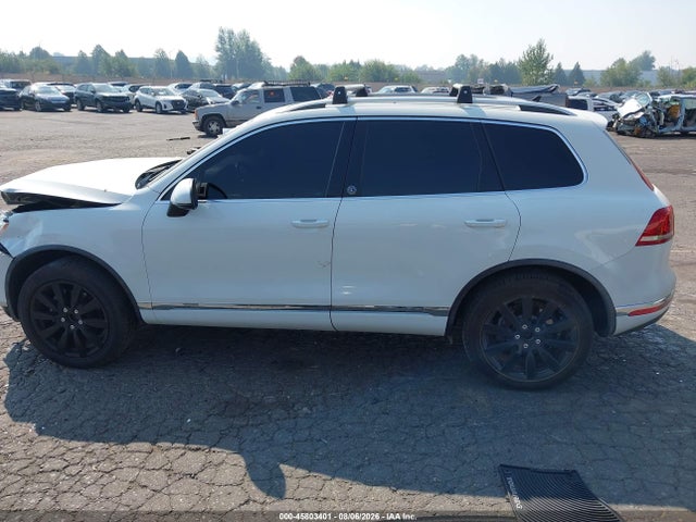 Aukcja sprzedaży 2017 Volkswagen Touareg V6 Wolfsburg Edition, vin: WVGRF7BP3HD000146, numer aukcji: 45803401