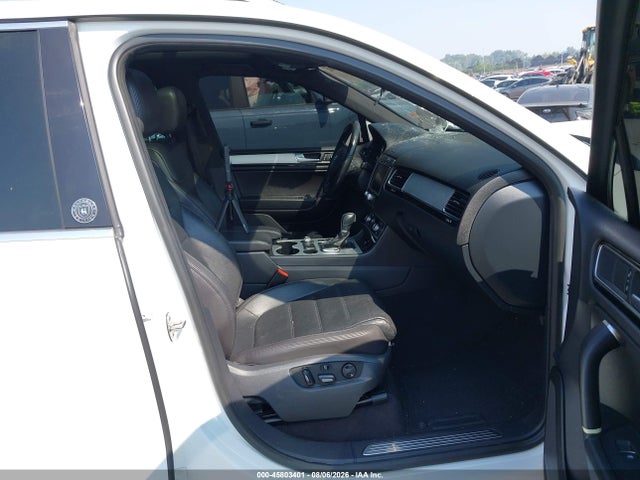 Aukcja sprzedaży 2017 Volkswagen Touareg V6 Wolfsburg Edition, vin: WVGRF7BP3HD000146, numer aukcji: 45803401