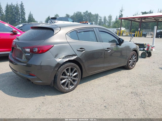 45803426 :رقم المزاد ، 3MZBN1L30JM194224 vin ، 2018 Mazda Mazda3 Touring مزاد بيع