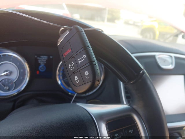 45803439 :رقم المزاد ، 2C3CCAET1DH661622 vin ، 2013 Chrysler 300c مزاد بيع