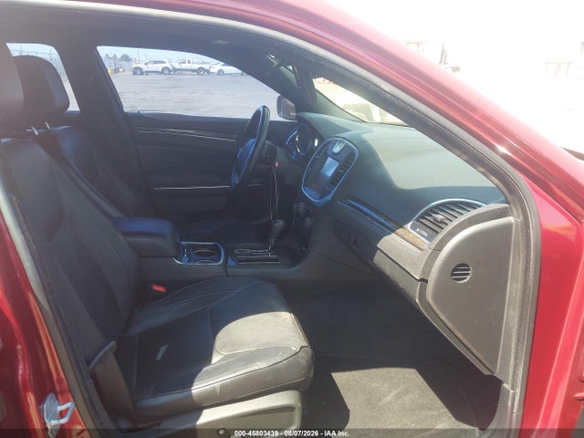 45803439 :رقم المزاد ، 2C3CCAET1DH661622 vin ، 2013 Chrysler 300c مزاد بيع