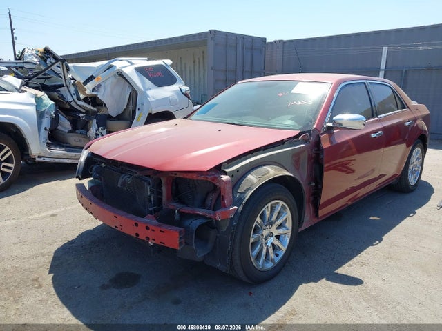 45803439 :رقم المزاد ، 2C3CCAET1DH661622 vin ، 2013 Chrysler 300c مزاد بيع