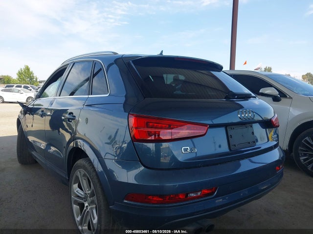 WA1JCCFS6JR017284 Audi Q3 2.0t Premium/2.0t Sport Premium