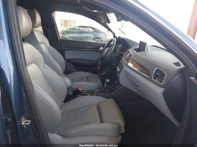 WA1JCCFS6JR017284 Audi Q3 2.0t Premium/2.0t Sport Premium