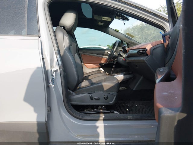 2022 Volkswagen Id.4 Pro S მანქანა იყიდება აუქციონზე, vin: WVGTMPE22NP051966, აუქციონის ნომერი: 45803499