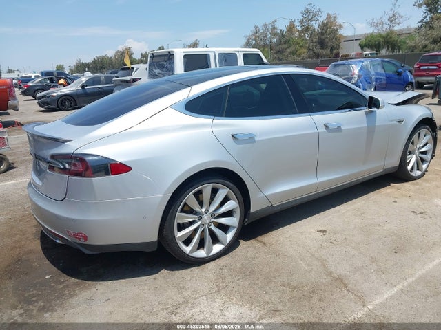 Продаж на аукціоні авто 2015 Tesla Model S 70d/85d/p85d, vin: 5YJSA1H24FF084433, номер лоту: 45803515