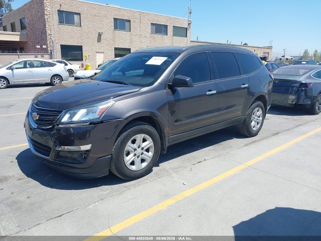 Chevrolet Traverse Ls 2015 1GNKVFED1FJ233422 Image 2