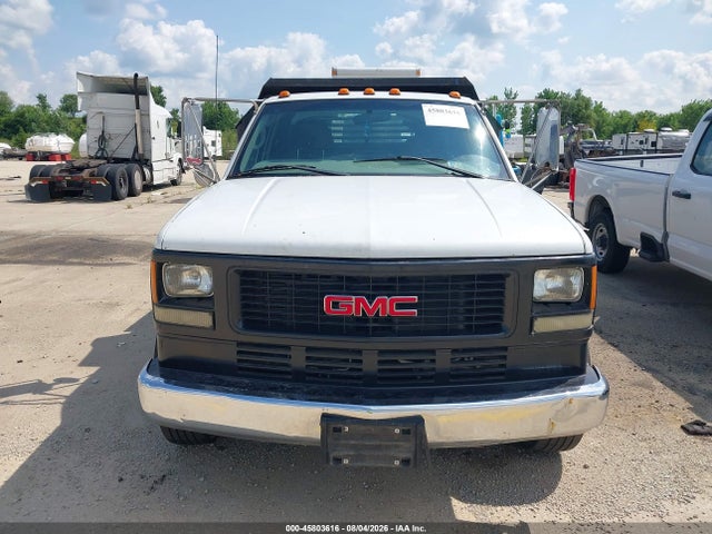45803616 :رقم المزاد ، 3GDKC34F82M105669 vin ، 2002 Gmc Sierra C3500 Hd Chassis Sl مزاد بيع