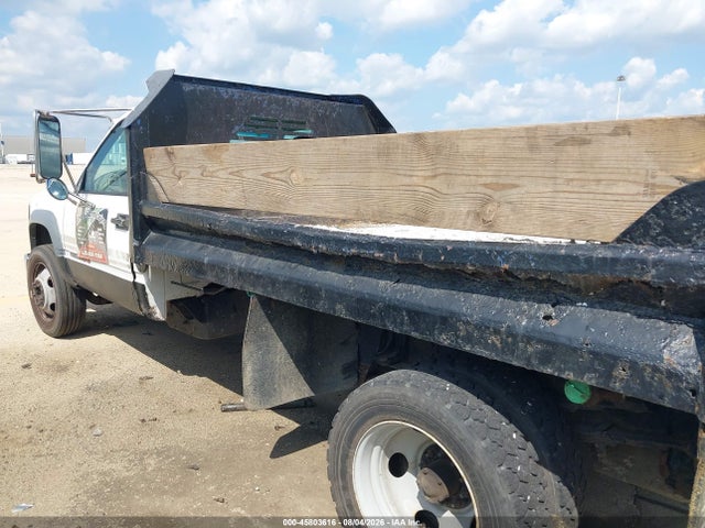 45803616 :رقم المزاد ، 3GDKC34F82M105669 vin ، 2002 Gmc Sierra C3500 Hd Chassis Sl مزاد بيع