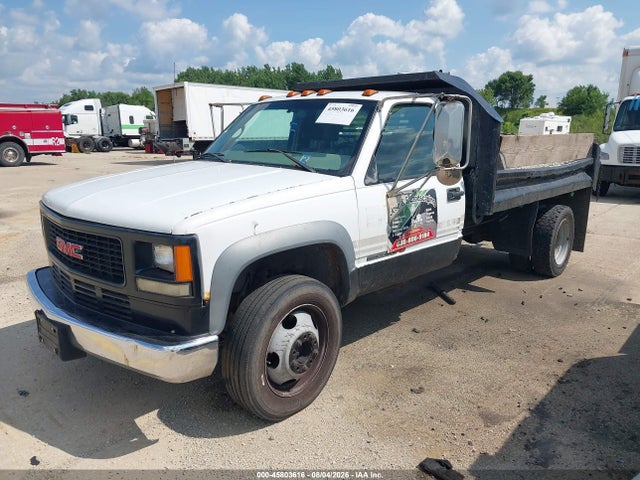 45803616 :رقم المزاد ، 3GDKC34F82M105669 vin ، 2002 Gmc Sierra C3500 Hd Chassis Sl مزاد بيع