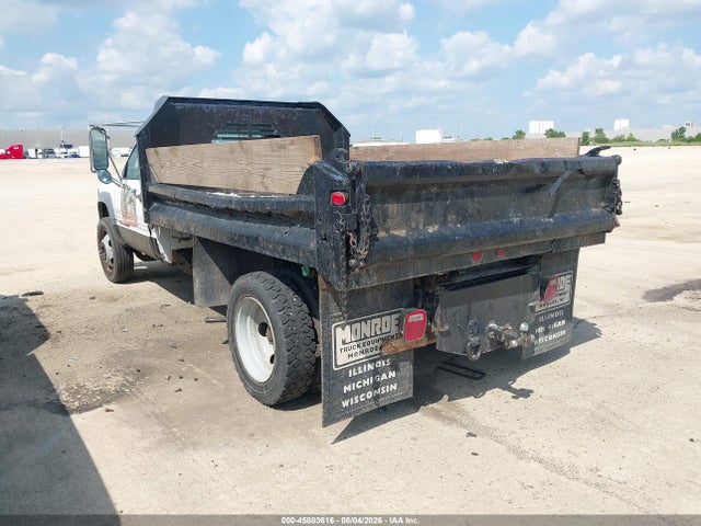 45803616 :رقم المزاد ، 3GDKC34F82M105669 vin ، 2002 Gmc Sierra C3500 Hd Chassis Sl مزاد بيع