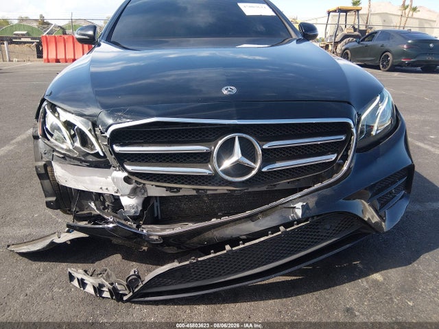 45803623 :رقم المزاد ، WDDZF4JB4KA592017 vin ، 2019 Mercedes-benz E 300 مزاد بيع