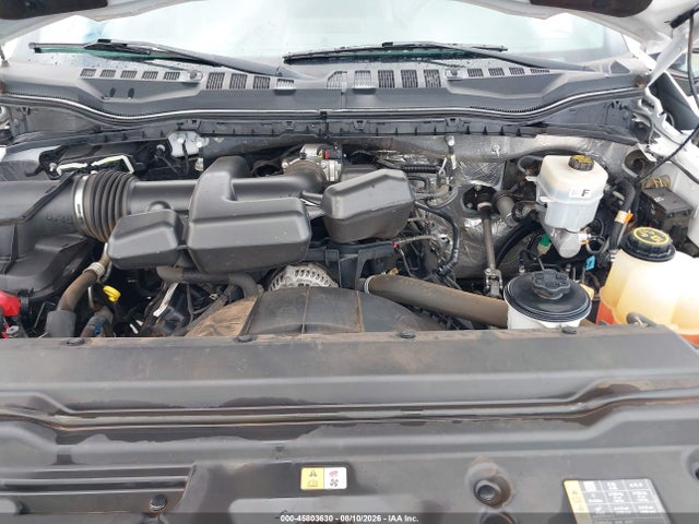 Ford F-350 Chassis Xl 2017 1FDRF3G60HEE51084 Image 10
