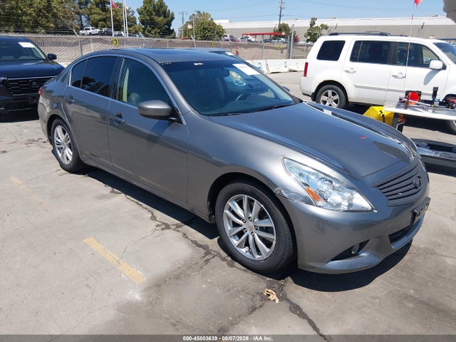 2015 JN1CV6AP7FM580414 main image