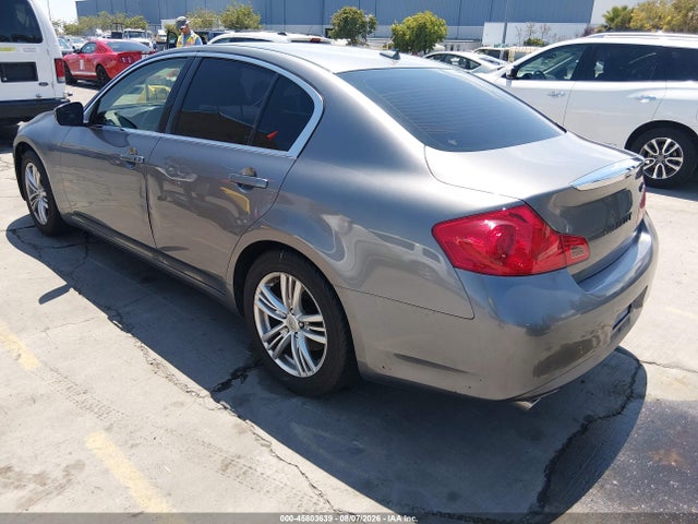 Infiniti Q40 2015 JN1CV6AP7FM580414 Image 3